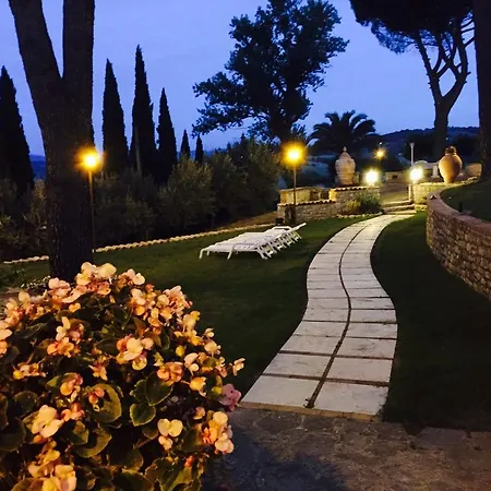 Apartment Abbazia San Valentino Residenza Storica *
