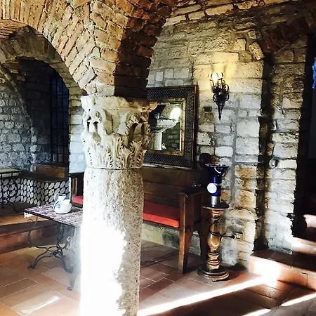 Apartment Abbazia San Valentino Residenza Storica
